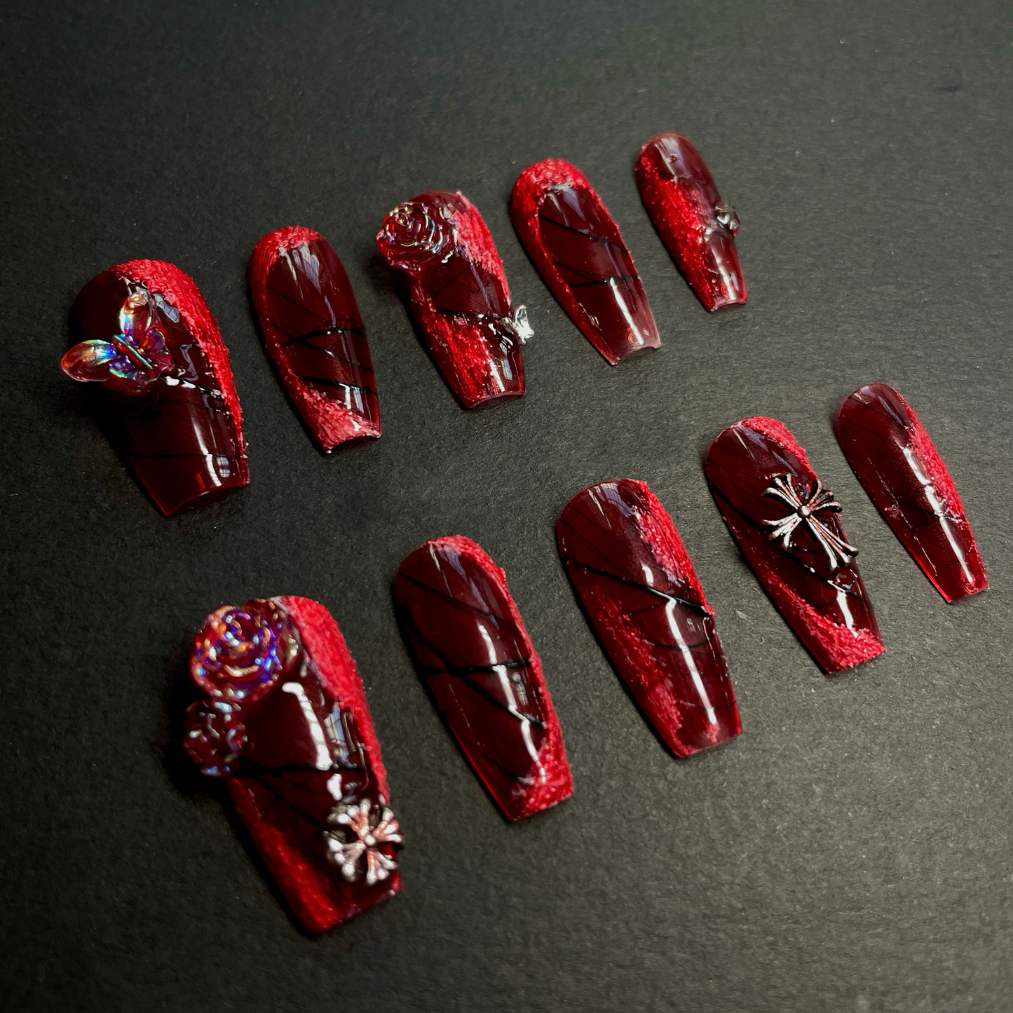 Blood-red battle armor, medium-length handmade press-on nails