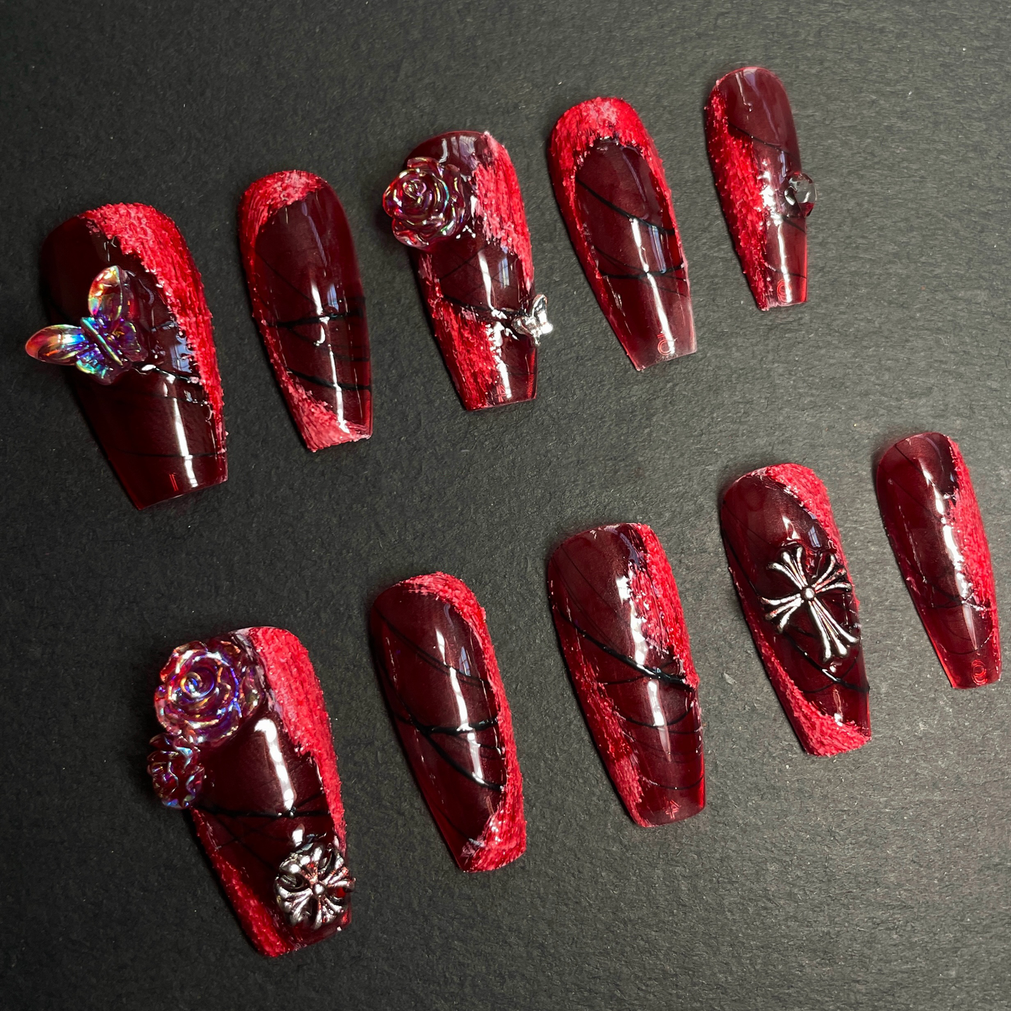 Blood-red battle armor, medium-length handmade press-on nails